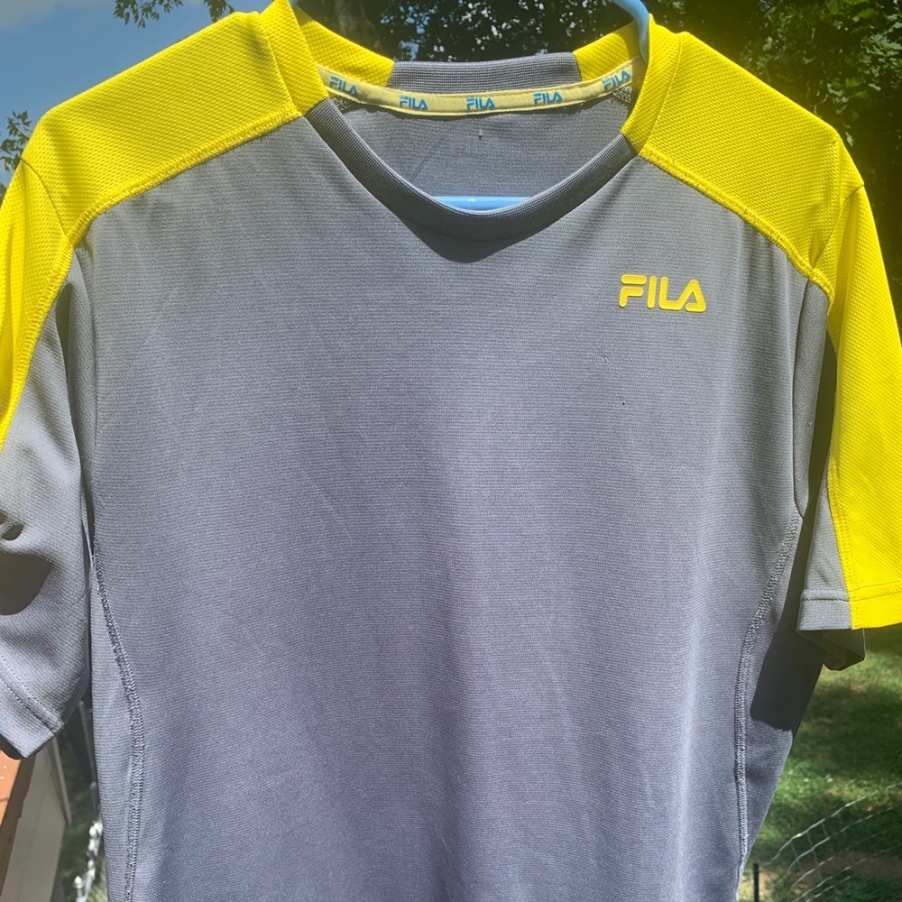 Men’s short sleeved shirt